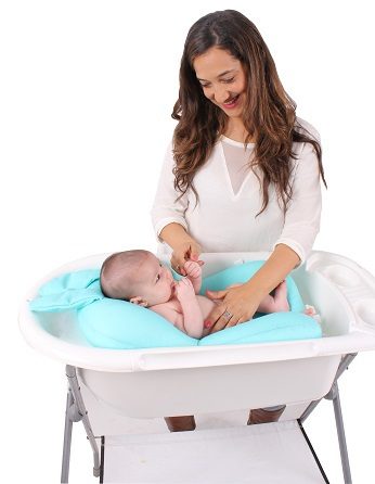 צופי מצוף צבעוני לרחצת תינוק