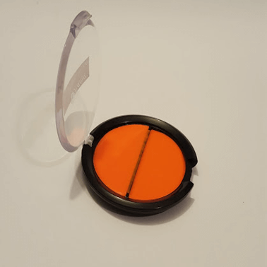 צבע פנים כתום