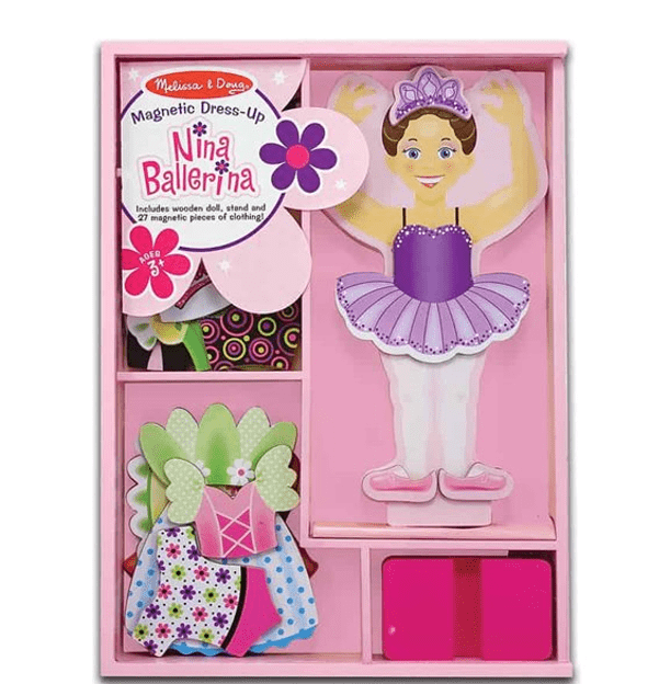 מלבישים רקדנית