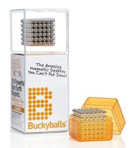 קוביית כדורים מגנטיים