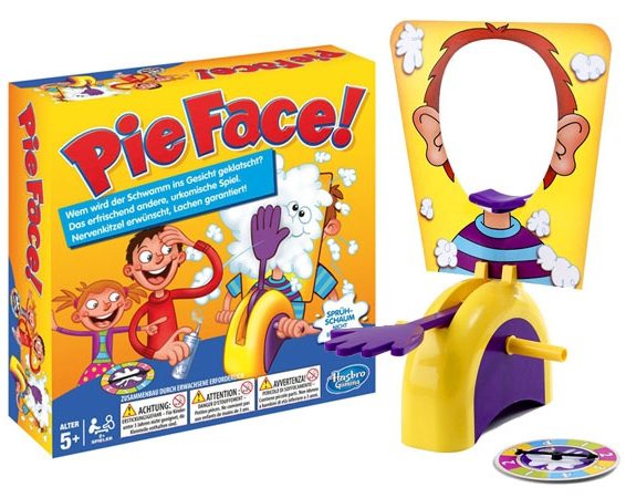 משחק עוגה לפרצוף