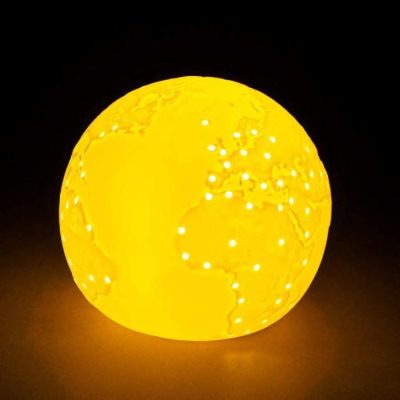 מנורת כדור הארץ לצביעה