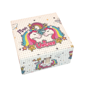 קופסת תכשיטים לבנה עם חדי קרן לילדות.