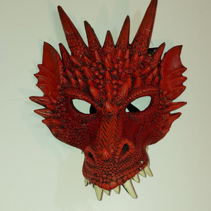 מסיכה דרקון