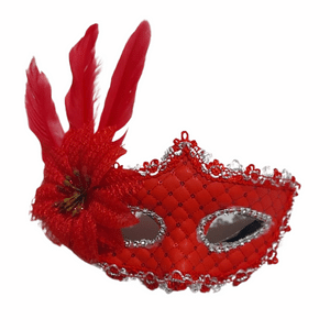 מסכת נשף אדומה