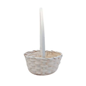 סלסלת קש לבנה עם ידית ארוכה לשושבינות או טנא