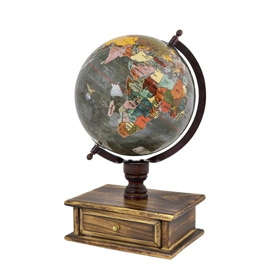 גלובוס עתיק על בסיס מגירת עץ